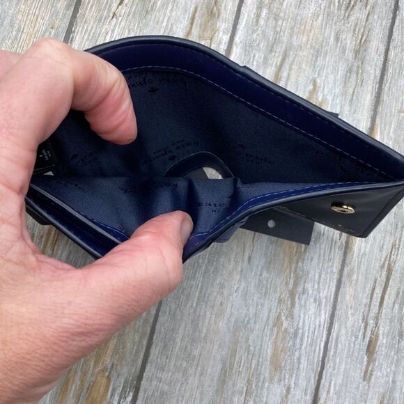 Disney X Kate Spade New York Lady And The Tramp Small Bifold Wallet - Picture 5 of 9